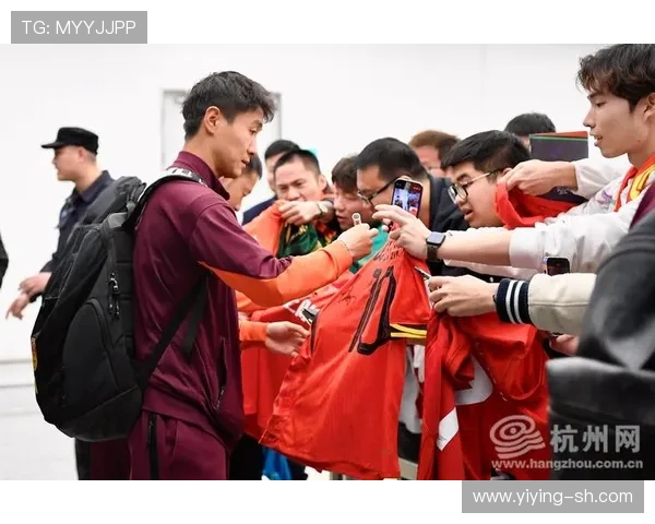 杭州足球队速度之争引发热议球迷与专家各执己见 杭州足球队速度之争引发热议球迷与专家各执己见