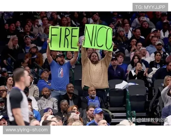 CCTV火箭与独行侠激战正酣球迷热议精彩瞬间与战术对决