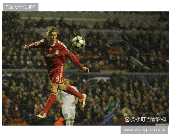 斯特堡与布尔格的激烈对决展现足球魅力与战术智慧