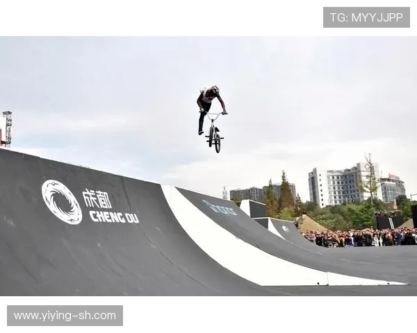 成都滑板队逆袭之路揭秘极限运动世界杯背后的奋斗与荣耀